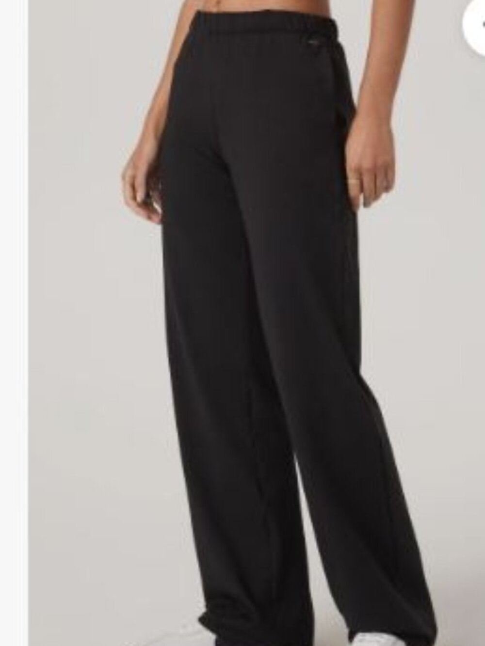 Vuori Halo Modern Straight Leg pants black NWT - Picture 3 of 4